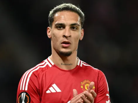 Manchester United aceita reduzir pedida para vender Antony ao Real Betis