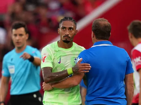 Barcelona vence Mallorca, mas polêmicas com Raphinha geram revolta