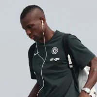 Nicolas Jackson diz sim para o Aston Villa e busca saída em definitivo do Chelsea