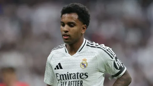 Rodrygo atrasa em treino do Real Madrid e é alvo de críticas na web. Foto: Gonzalo Arroyo Moreno/Getty Images