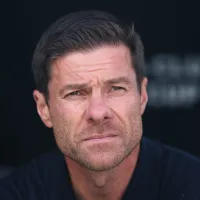 Xabi Alonso explica papel de Vini Jr e Mbappé em estreia na La Liga
