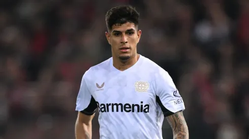Piero Hincapié em jogo do Bayer Leverkusen. Foto: Stuart Franklin