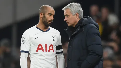 Lucas Moura e José Mourinho pelo Tottenham (Foto: Michael Regan/Getty Images)