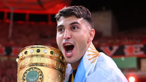 Exequiel Palacios comemorando título da Copa da Alemanha. Foto: Stuart Franklin