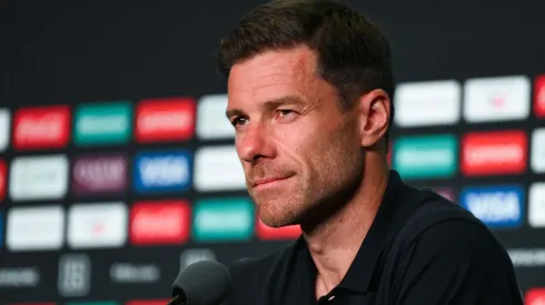 Xabi Alonso durante coletiva no Real Madrid (Foto: David Ramos/Getty Images)