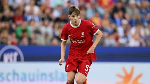 James McConnell em ação pelo Liverpool. Foto: Matthias Hangst/Getty Images
