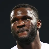 Milan se aproxima de anunciar Victor Boniface, ex-goleador de Xabi Alonso no Bayer Leverkusen