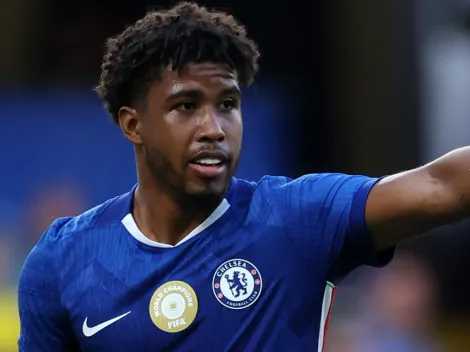 Manchester United pede Andrey Santos por Garnacho, e Chelsea recusa