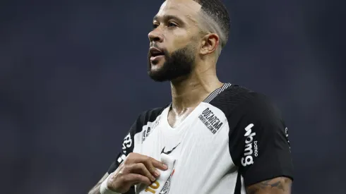 Memphis Depay, atacante do Corinthians – Photo by Miguel Schincariol/Getty Images