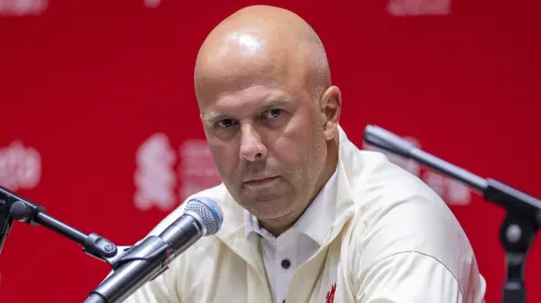 Newcastle x Liverpool: Arne Slot responde sobre Alexander Isak e prevê confronto contra os Magpies. (Photo by Yu Chun Christopher Wong/Eurasia Sport Images/Getty Images)