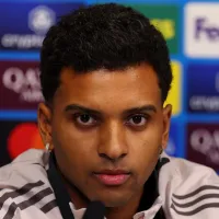 Rodrygo aceita ir para o Liverpool e pergunta a Alisson como é jogar no clube inglês