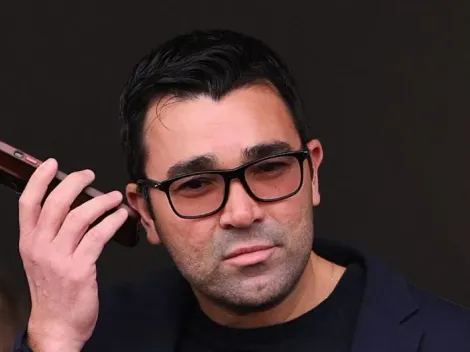 Deco não descarta chegada de zagueiro ao Barcelona