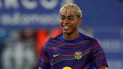Domínio e jogada de Lamine Yamal em Levante X Barcelona rendem comparações com Neymar; Veja o vídeo. (Photo by Alex Caparros/Getty Images)