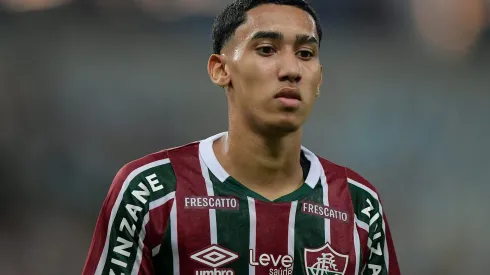 Isaque, jogador do Fluminense