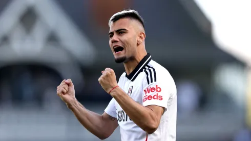 Andreas Pereira em ação pelo Fulham. Foto: Ryan Pierse/Getty Images