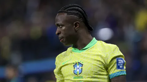 Vini Jr. não será convocado por Ancelotti. (Photo by Ricardo Moreira/Getty Images)