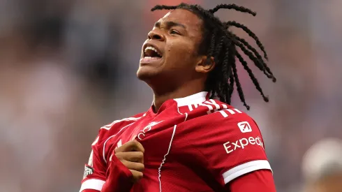 Rio Ngumoha, promessa do Liverpool. (Photo by George Wood/Getty Images)