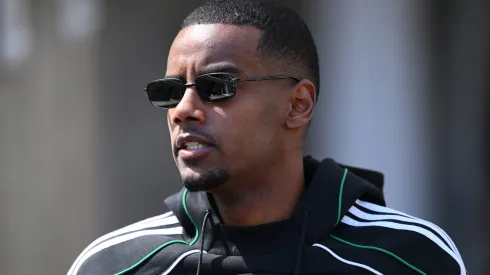 Liverpool ainda não desistiu de contratar Isak. (Photo by Stu Forster/Getty Images)