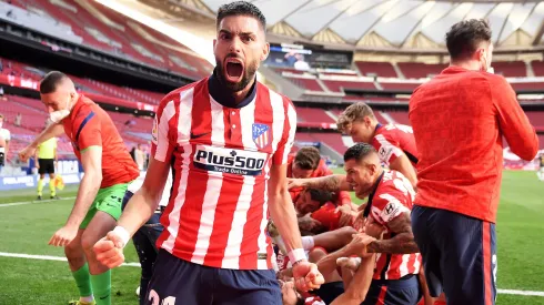 Yannick Carrasco com a camisa do Atlético de Madrid. Foto: Denis Doyle