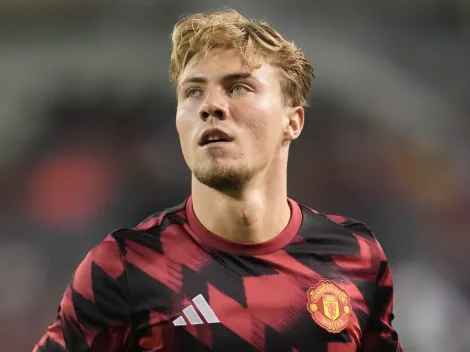 Manchester United define preço em obrigação de compra do Napoli por Hojlund