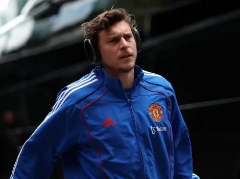 Everton tem negociações avançadas com Lindelof