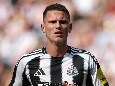 Sven Botman, zagueiro do Newcastle, é alvo do Bayer Leverkusen