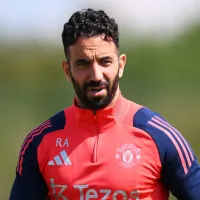 Manchester United tem aproveitamento negativo com o técnico Ruben Amorim e trabalho não evolui