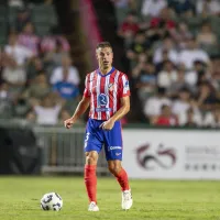 Ex-Atlético de Madrid, César Azpilicueta negocia ida para o Lyon