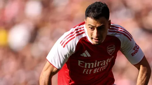 Mikel Arteta descartou rumores de saída de Gabriel Martinelli, garantindo que o brasileiro seguirá no Arsenal até o fechamento do mercado. (Photo by Justin Setterfield/Getty Images)