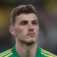 Al-Nassr negocia saída do goleiro Bento em troca de Haroune Camara, do Al Shabab