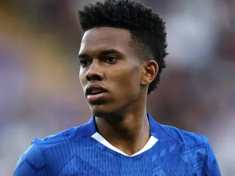 Chelsea: Estêvão é ovacionado ao ser substituído contra o Fulham