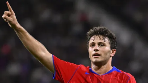 O jovem internacional português João Neves se destacou em uma atuação memorável contra o Toulouse, marcando o primeiro hat-trick de sua carreira e mostrando sua evolução de assistente a artilheiro. (Foto: Twitter/Divulgação PSG)