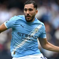 Manchester City perde Rayan Cherki por dois meses, informa Pep Guardiola