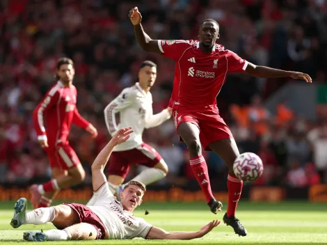 Neville indica ponto fraco do Arsenal após derrota para o Liverpool