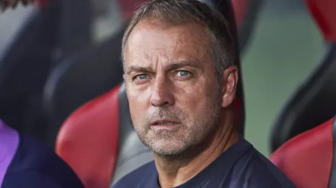 Hansi Flick, treinador do Barcelona. (Photo by Rafa Babot/Getty Images)