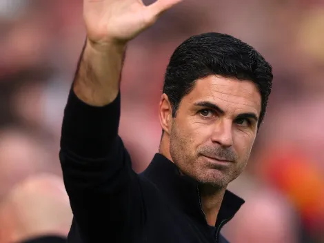 Arsenal negocia empréstimo de Zinchenko ao Forest