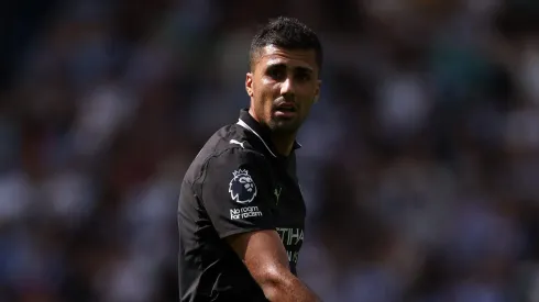 Ídolo do Real Madrid, Carvajal espera que Rodri seja contratado pelo clube. (Photo by Justin Setterfield/Getty Images)