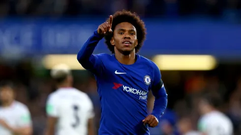 Willian comemorando gol pelo Chelsea. Foto: Clive Rose/Getty Images