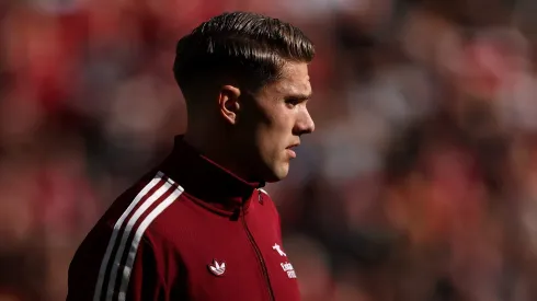 Viktor Gyökeres em jogo contra o Liverpool. Foto: Alex Pantling