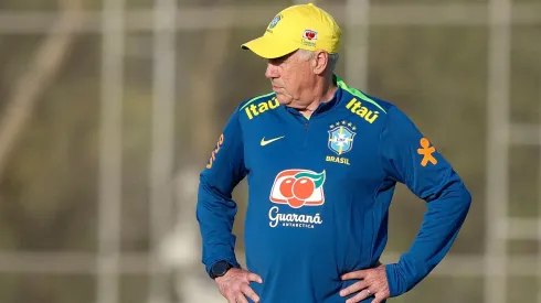 Ancelotti durante treinamento na Seleção (Foto: Miguel Schincariol/Getty Images)