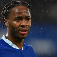 Chelsea não negocia Sterling no final da janela, mas atacante pode treinar separado até janeiro