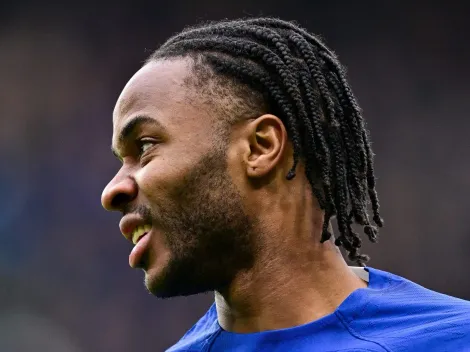 Chelsea cogita rescindir com Sterling após não negociá-lo na janela