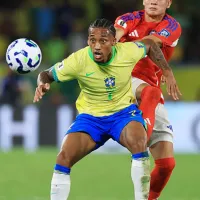 João Pedro sofre pancada em Brasil x Chile, vomita em jogo e preocupa o Chelsea