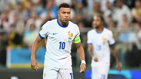 Kylian Mbappé em jogo da Seleção Francesa. Foto: Mateusz Slodkowski