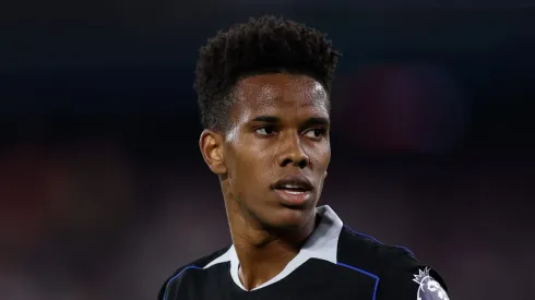 Estêvão destaca início positivo no Chelsea graças à apoio de Maresca. (Photo by Justin Setterfield/Getty Images)