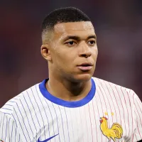 Deschamps elogia Mbappé após craque superar Henry pela França em vitória sobre a Islândia