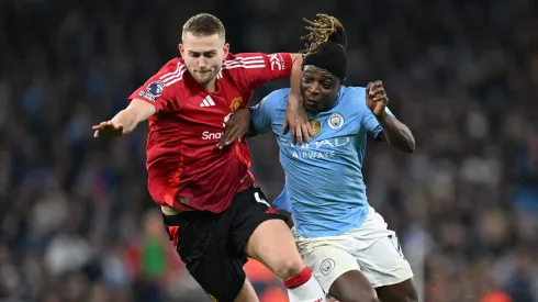 No dia 14 de setembro de 2025, o Etihad será palco de mais um eletrizante clássico entre Manchester City e Manchester United. (Photo by Michael Regan/Getty Images)
