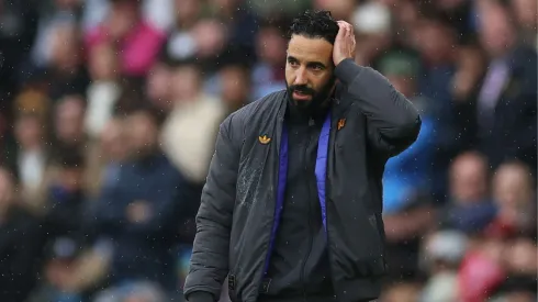 Ruben Amorim durante clássico pela Premier League (Foto: Michael Regan/Getty Images)