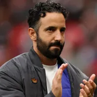 Ruben Amorim pode trocar o vermelho do Manchester United pelo do Benfica