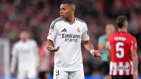 Mbappé em ação pelo Real Madrid. (Photo by Juan Manuel Serrano Arce/Getty Images)